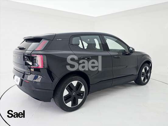 VOLVO-EX30-2024