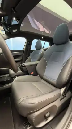 VOLVO-EX30-2024