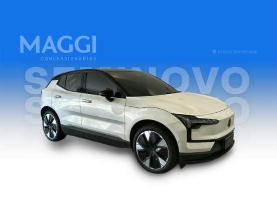VOLVO-EX30-2024
