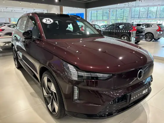 VOLVO-EX90-P8 RECHARGE TWIN ELECTRIC PERFORMANCE ULTRA AWD VOLVO-EX90-2025