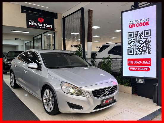 VOLVO-S60-2010