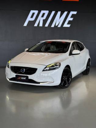 VOLVO V40 2.0 T4 DYNAMIC TURBO GASOLINA 4P AUTOMÁTICO