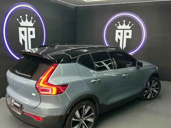 VOLVO-XC40-1.5 T5 RECHARGE R-DESIGN GEARTRONIC VOLVO-XC40-2021