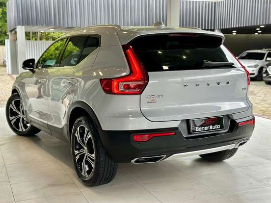 VOLVO-XC40-2.0 T4 GASOLINA INSCRIPTION GEARTRONIC VOLVO-XC40-2019