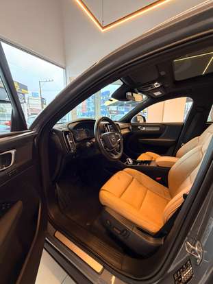 VOLVO-XC40-2.0 T4 GASOLINA INSCRIPTION GEARTRONIC VOLVO-XC40-2020