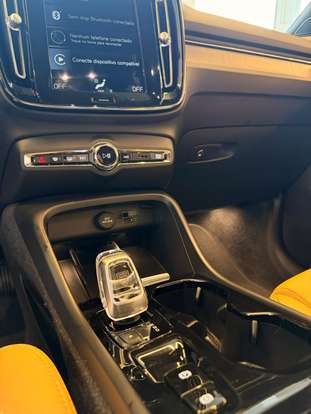 VOLVO-XC40-2.0 T4 GASOLINA INSCRIPTION GEARTRONIC VOLVO-XC40-2020