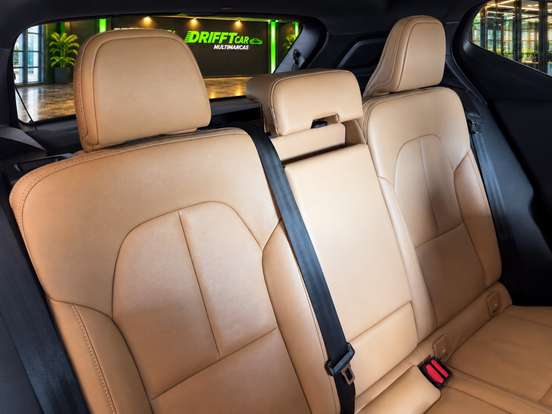 VOLVO-XC40-2.0 T4 GASOLINA INSCRIPTION GEARTRONIC VOLVO-XC40-2019