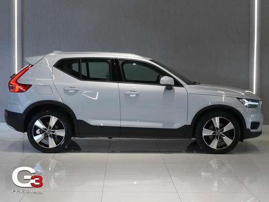 VOLVO-XC40-2.0 T4 GASOLINA MOMENTUM GEARTRONIC VOLVO-XC40-2019
