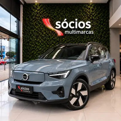 VOLVO-XC40-2022