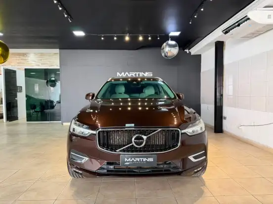 VOLVO-XC60-2017