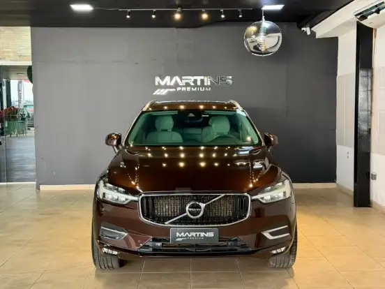 VOLVO-XC60-2017