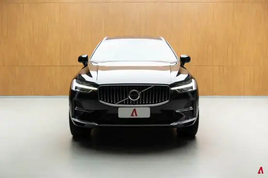 VOLVO-XC60-2022