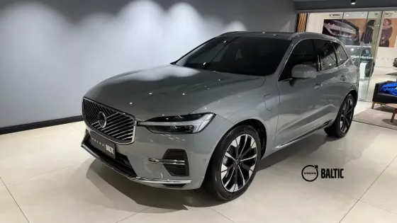VOLVO XC60 2.0 T8 PHEV ULTRA AWD GEARTRONIC
