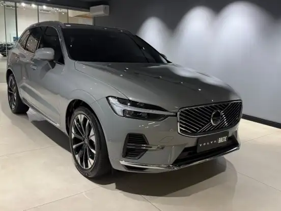 VOLVO-XC60-2.0 T8 PHEV ULTRA AWD GEARTRONIC VOLVO-XC60-2026