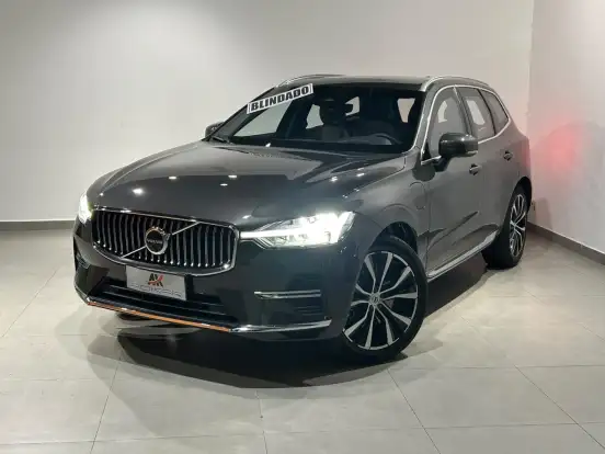 VOLVO-XC60-2022