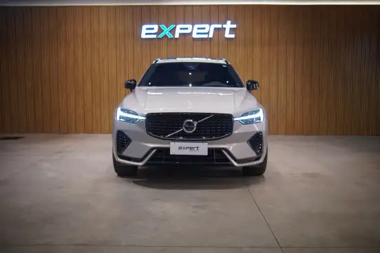 VOLVO-XC60-2023