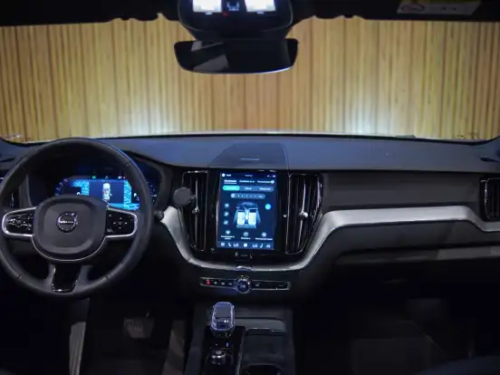 VOLVO-XC60-2.0 T8 RECHARGE ULTIMATE DARK AWD GEARTRONIC VOLVO-XC60-2023