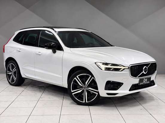 VOLVO-XC60-2.0 D5 DIESEL INSCRIPTION AWD GEARTRONIC VOLVO-XC60-2019