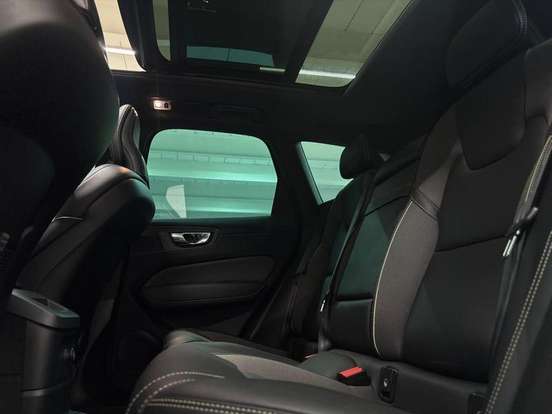 VOLVO-XC60-2.0 D5 DIESEL INSCRIPTION AWD GEARTRONIC VOLVO-XC60-2019