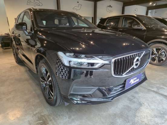 VOLVO-XC60-2020