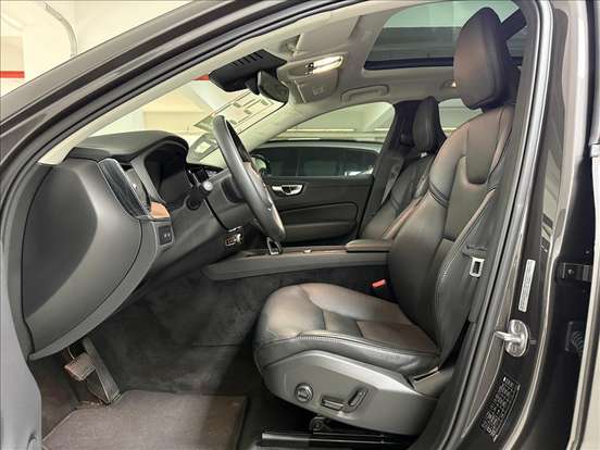 VOLVO-XC60-2.0 T8 RECHARGE PLUS AWD GEARTRONIC VOLVO-XC60-2023