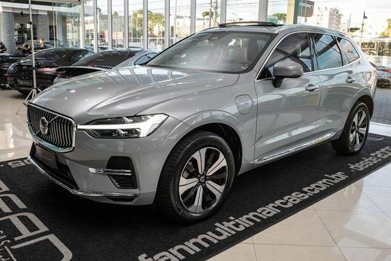 VOLVO XC60 2.0 T8 RECHARGE PLUS AWD GEARTRONIC