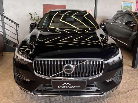 VOLVO-XC60-2023