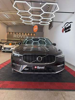 VOLVO-XC60-2024