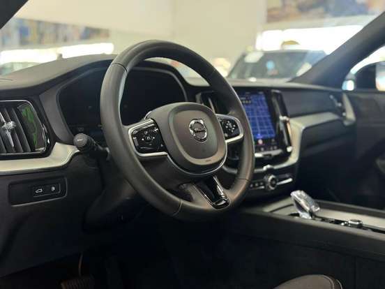 VOLVO-XC60-2.0 T8 RECHARGE ULTIMATE DARK AWD GEARTRONIC VOLVO-XC60-2023