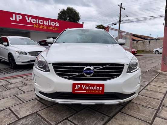 VOLVO-XC60-2016
