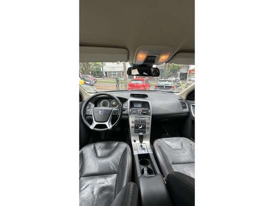 VOLVO-XC60-2009