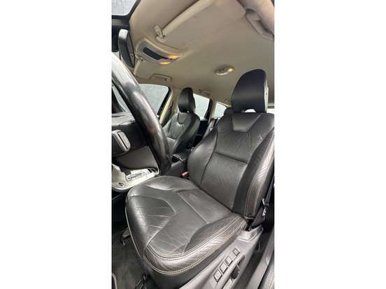 VOLVO-XC60-2009