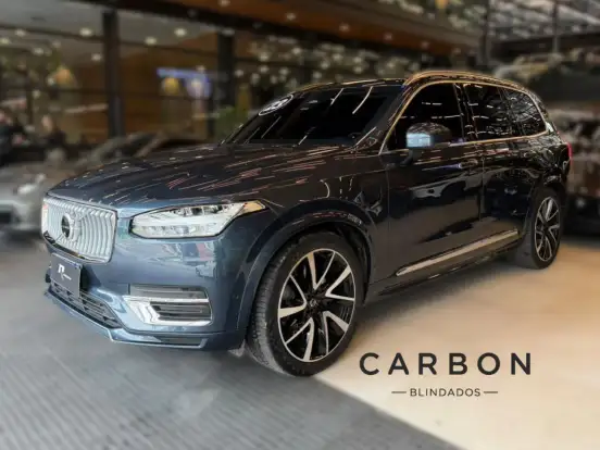 VOLVO-XC90-2022