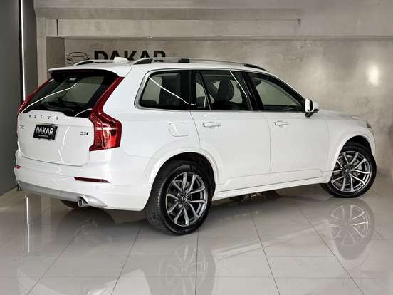 VOLVO-XC90-2.0 D5 DIESEL MOMENTUM AWD GEARTRONIC VOLVO-XC90-2019