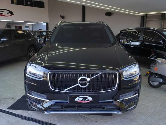 VOLVO-XC90-2015