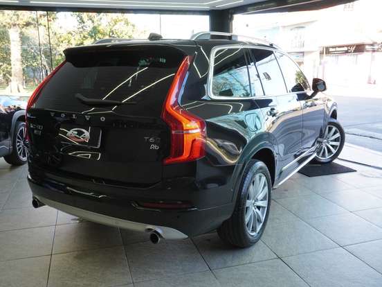 VOLVO-XC90-2.0 MOMENTUM TURBO GASOLINA 4P 4X4 AUTOMÁTICO VOLVO-XC90-2015