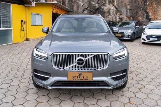 VOLVO-XC90-2016