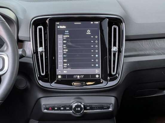 VOLVO-C40-P8 RECHARGE PURE ELECTRIC AWD VOLVO-C40-2022
