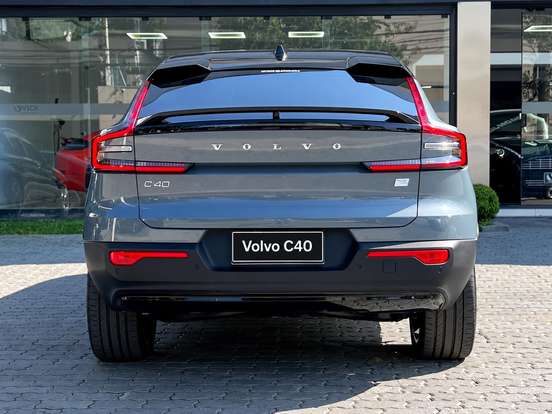 VOLVO-C40-P8 RECHARGE PURE ELECTRIC AWD VOLVO-C40-2022