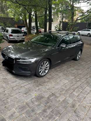 VOLVO-V60-2019