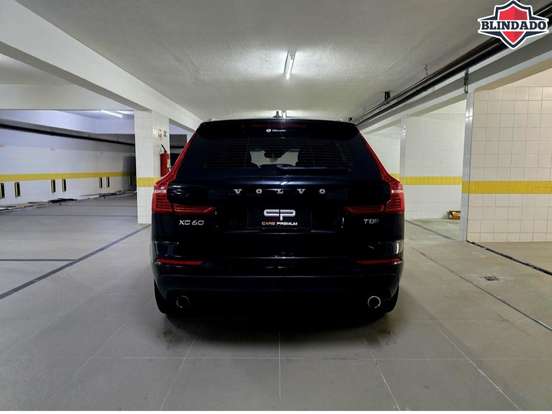 VOLVO-XC60-2.0 T8 HYBRID MOMENTUM AWD GEARTRONIC VOLVO-XC60-2020