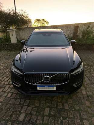 VOLVO-XC60-2021