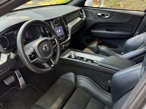 VOLVO-XC60-2.0 T8 HYBRID R-DESIGN AWD GEARTRONIC VOLVO-XC60-2019