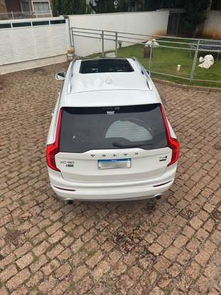 VOLVO-XC90-2015