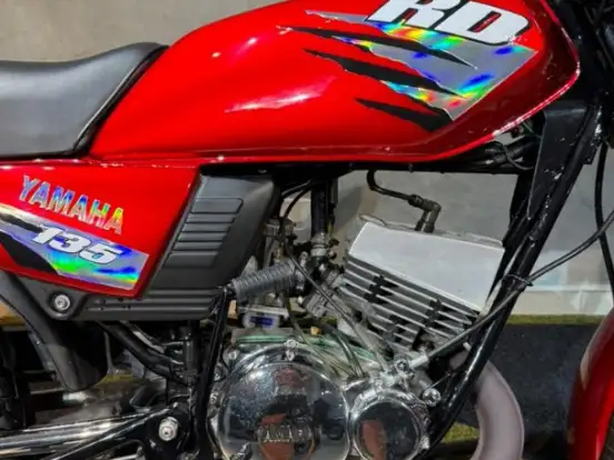 YAMAHA-RD 135 YAMAHA-RD 135-1995