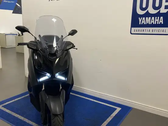YAMAHA-XMAX 300 CONNECTED ABS YAMAHA-XMAX 300 CONNECTED ABS-2025