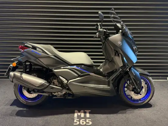 YAMAHA-XMAX 300 CONNECTED ABS YAMAHA-XMAX 300 CONNECTED ABS-2025