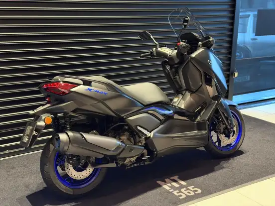 YAMAHA-XMAX 300 CONNECTED ABS YAMAHA-XMAX 300 CONNECTED ABS-2025
