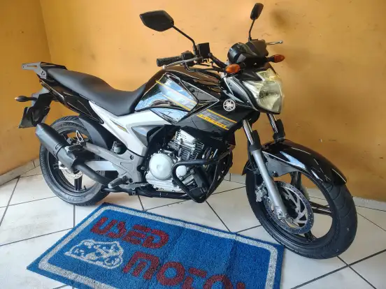 YAMAHA-YS 250 FAZER-2011
