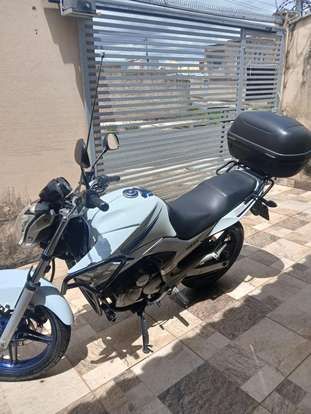 YAMAHA-YS 250 FAZER YAMAHA-YS 250 FAZER-2013